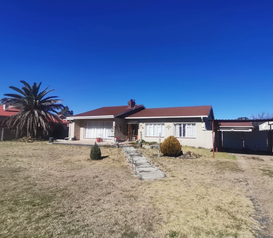5 Bedroom Property for Sale in Senekal Free State